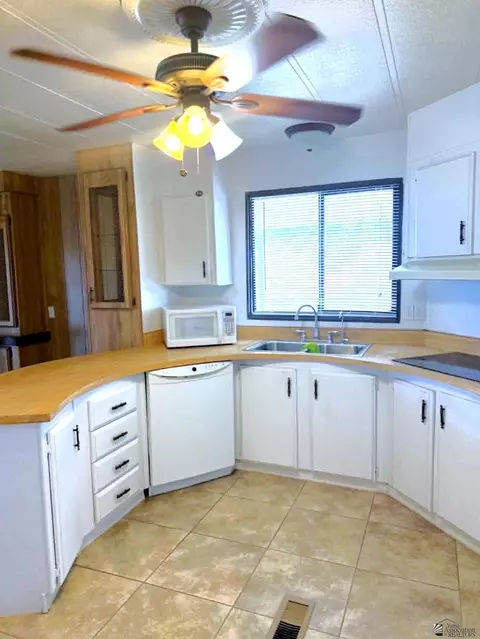 11452 E 34 St, Yuma, AZ 85367 photo 4