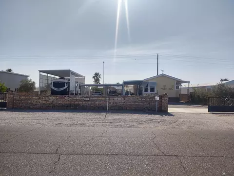 11758 S Bonnie Ave, Yuma, AZ 85367