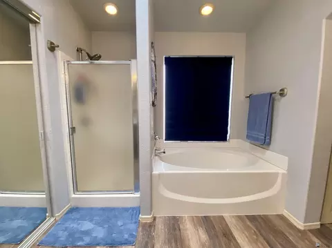 Bath - 10554 E 35 Pl, Yuma, AZ 85365 photo 4 of 4