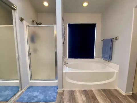 Bath - 10554 E 35 Pl, Yuma, AZ 85365 photo 4 of 4