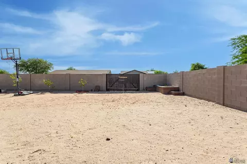 Exterior - 8682 E 39 St, Yuma, AZ 85365 photo 5 of 5