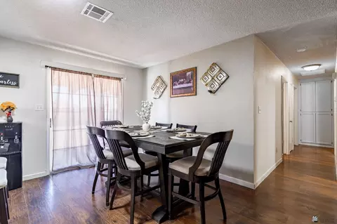 Dining - 8682 E 39 St, Yuma, AZ 85365 photo 2 of 2