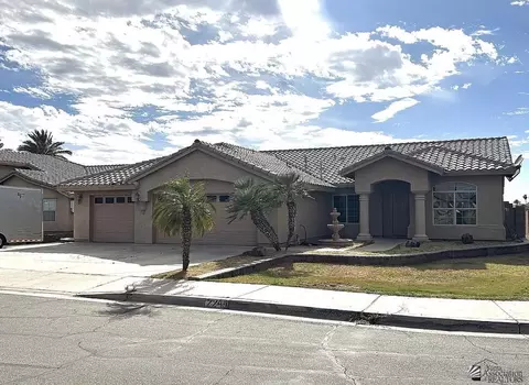 2244 S 43 Dr, Yuma, AZ 85364