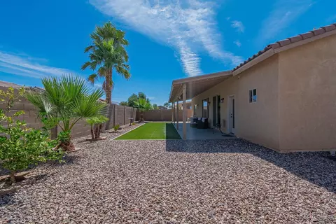 Exterior - 7896 E 37 Pl, Yuma, AZ 85365 photo 6 of 9