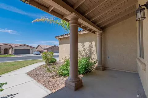 Exterior - 7896 E 37 Pl, Yuma, AZ 85365 photo 4 of 9