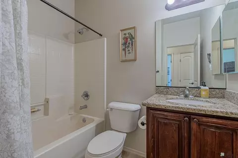 Bath - 7896 E 37 Pl, Yuma, AZ 85365 photo 5 of 5