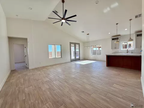 Living - 10801 E 46 Pl, Yuma, AZ 85367 photo 1 of 1