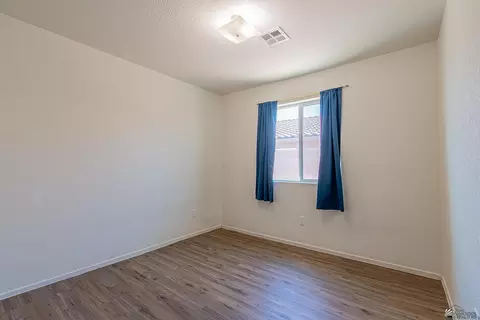Bedroom - 7912 E 44 Ln, Yuma, AZ 85365 photo 1 of 5