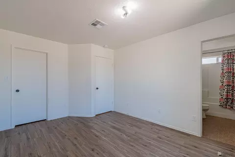 Bedroom - 7912 E 44 Ln, Yuma, AZ 85365 photo 5 of 5