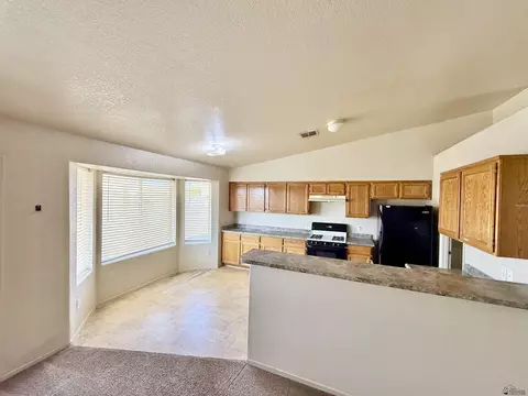Kitchen - 6263 E 42 St, Yuma, AZ 85365 photo 1 of 3