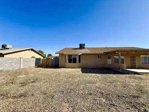 Exterior - 6263 E 42 St, Yuma, AZ 85365 photo 6 of 6