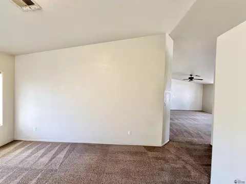 Living - 6263 E 42 St, Yuma, AZ 85365 photo 5 of 8