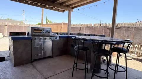 Kitchen - 900 E 26 St, Yuma, AZ 85365 photo 6 of 7