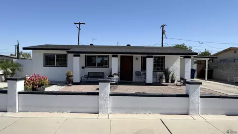 Exterior - 900 E 26 St, Yuma, AZ 85365 photo 3 of 5