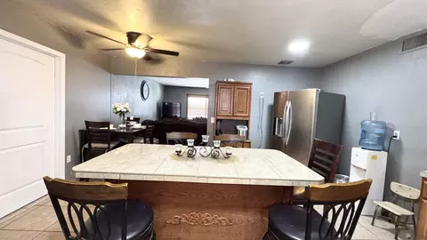 Kitchen - 900 E 26 St, Yuma, AZ 85365 photo 3 of 7
