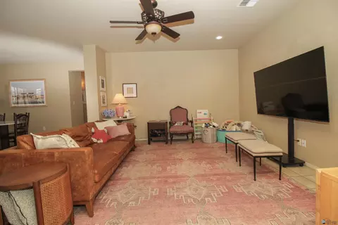 Living - 7978 E 37 Pl, Yuma, AZ 85365 photo 2 of 2