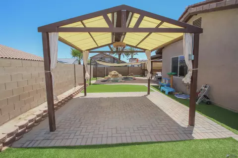 Exterior - 7978 E 37 Pl, Yuma, AZ 85365 photo 10 of 14