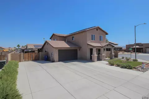 Exterior - 7978 E 37 Pl, Yuma, AZ 85365 photo 3 of 14