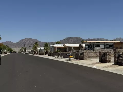 13697 E 49 Ln, Yuma, AZ 85367 photo 4