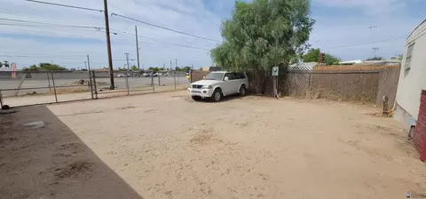 905 E Harvard, Yuma, AZ 85365 photo 5