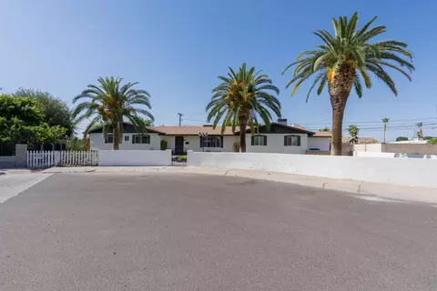 210 E 26 Pl, Yuma, AZ 85364 photo 3