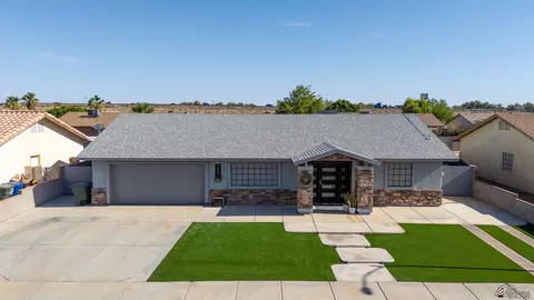 Exterior - 7429 E 26 St, Yuma, AZ 85365 photo 4 of 10