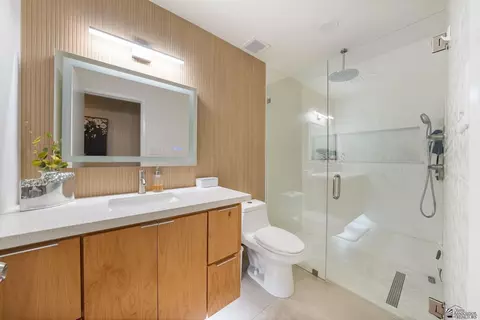 Bath - 7429 E 26 St, Yuma, AZ 85365 photo 1 of 4