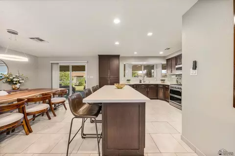 Kitchen - 7429 E 26 St, Yuma, AZ 85365 photo 4 of 6