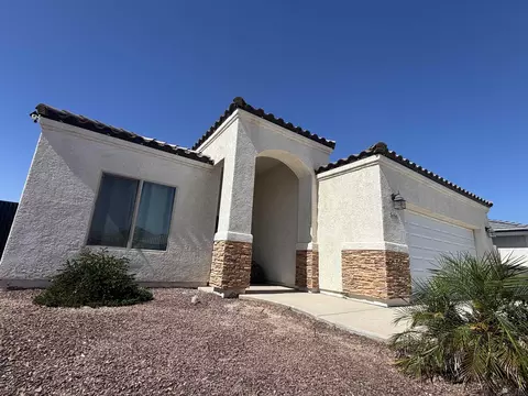 Exterior - 8696 E 41 St, Yuma, AZ 85365 photo 6 of 7