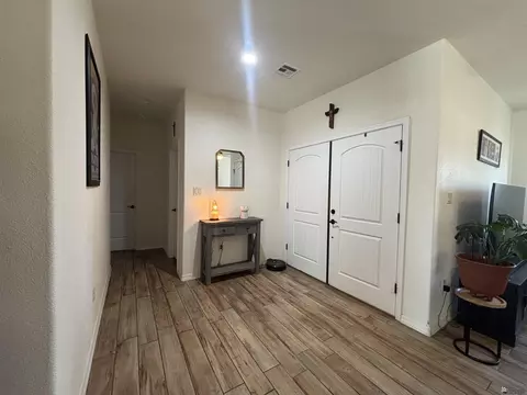 Entry Way - 8696 E 41 St, Yuma, AZ 85365 photo 2 of 2