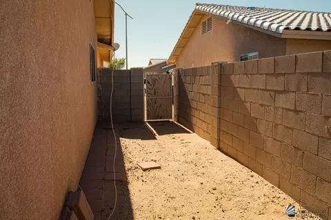 Exterior - 6104 E 43 Pl, Yuma, AZ 85365 photo 5 of 6