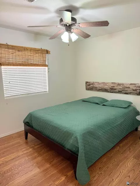 Bedroom - 5216 E 33 Pl, Yuma, AZ 85365 photo 1 of 2