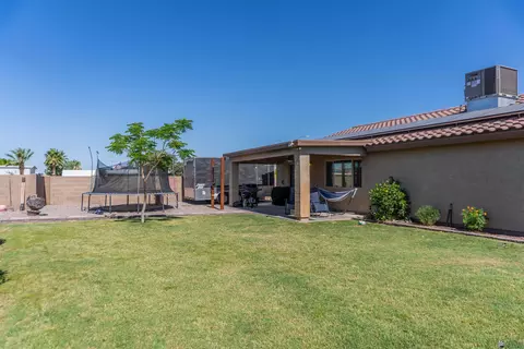 Exterior - 11515 E 35 Pl, Yuma, AZ 85367 photo 6 of 9
