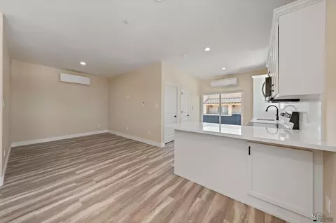 Living - 10400 E Tule Rd, Yuma, AZ 85365 photo 4 of 5