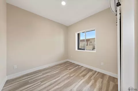 Bedroom - 10400 E Tule Rd, Yuma, AZ 85365 photo 5 of 8