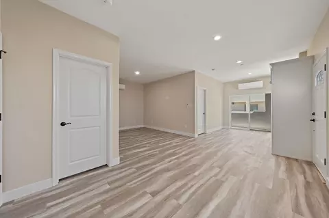 Living - 10400 E Tule Rd, Yuma, AZ 85365 photo 2 of 4