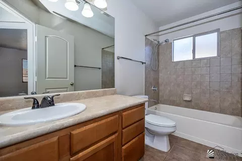 Bath - 11815 E Alpha Way, Yuma, AZ 85367 photo 1 of 4