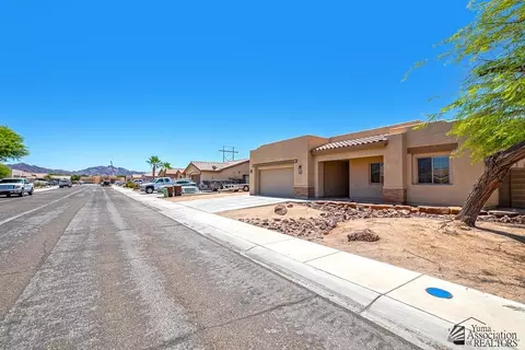 Exterior - 11815 E Alpha Way, Yuma, AZ 85367 photo 3 of 12