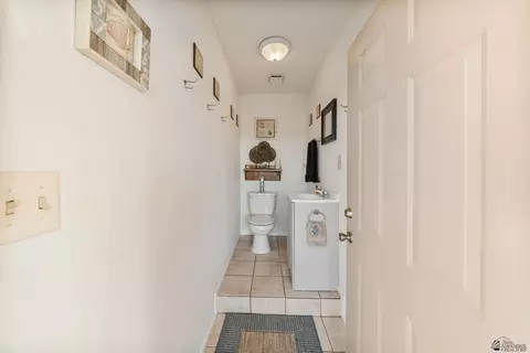 Entry Way - 13354 E 35 St, Yuma, AZ 85367 photo 2 of 2