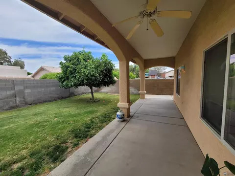 Exterior - 10618 E 37 Pl, Yuma, AZ 85365 photo 2 of 7