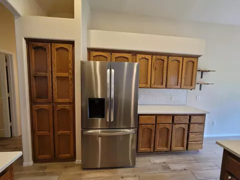 Kitchen - 10618 E 37 Pl, Yuma, AZ 85365 photo 3 of 3