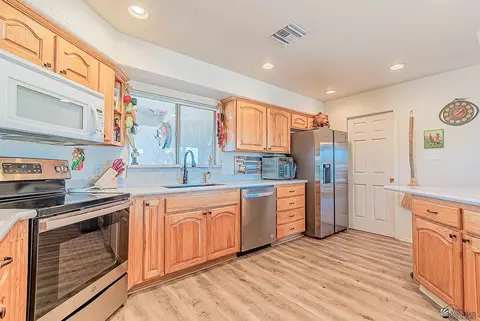 Kitchen - 14347 E 55 St, Yuma, AZ 85367 photo 1 of 2
