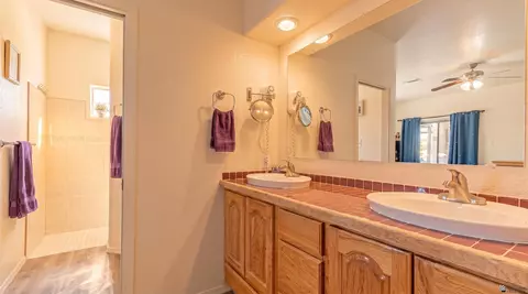 Bath - 14347 E 55 St, Yuma, AZ 85367 photo 1 of 1