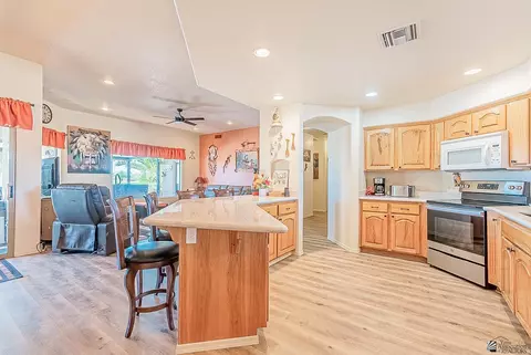 Kitchen - 14347 E 55 St, Yuma, AZ 85367 photo 2 of 2