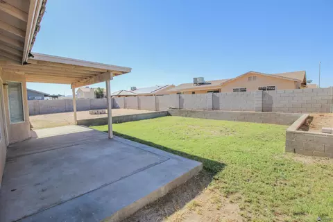 Exterior - 6103 E 43 St, Yuma, AZ 85365 photo 4 of 6