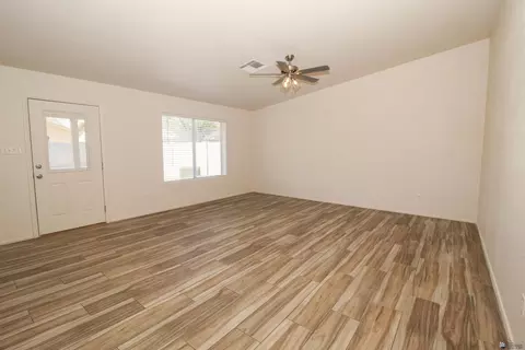 Living - 6103 E 43 St, Yuma, AZ 85365 photo 3 of 3