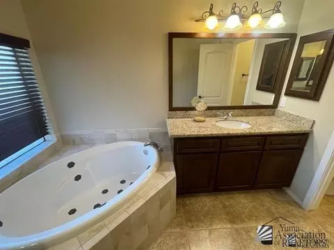 Bath - 6302 E 47 St, Yuma, AZ 85365 photo 2 of 3