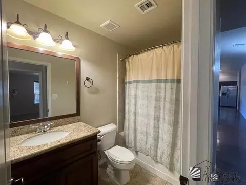 Bath - 6302 E 47 St, Yuma, AZ 85365 photo 3 of 3