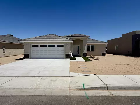 3806 E Santa Rosalina Ln, San Luis, AZ 85336