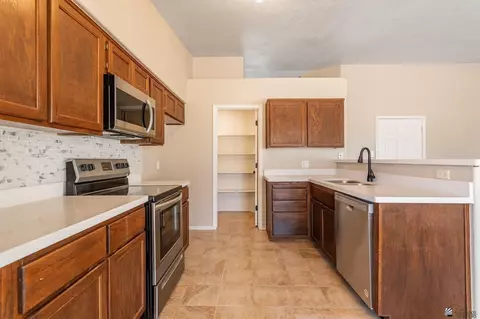 Kitchen - 7868 E 42 Pl, Yuma, AZ 85365 photo 1 of 2